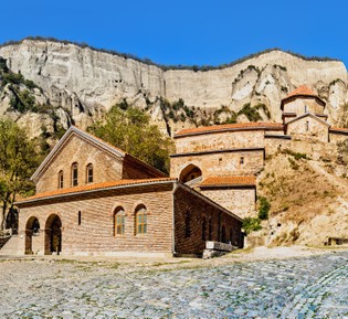 Фото достопримечательности: Шио-Мгвимский монастырь