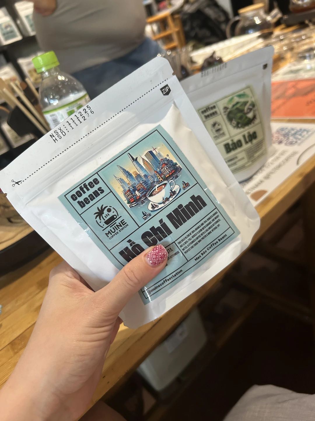 Максим чудесный лектор! Собирает группу из 8 человек, рассказывает все подробно и очень интересно. Начали с