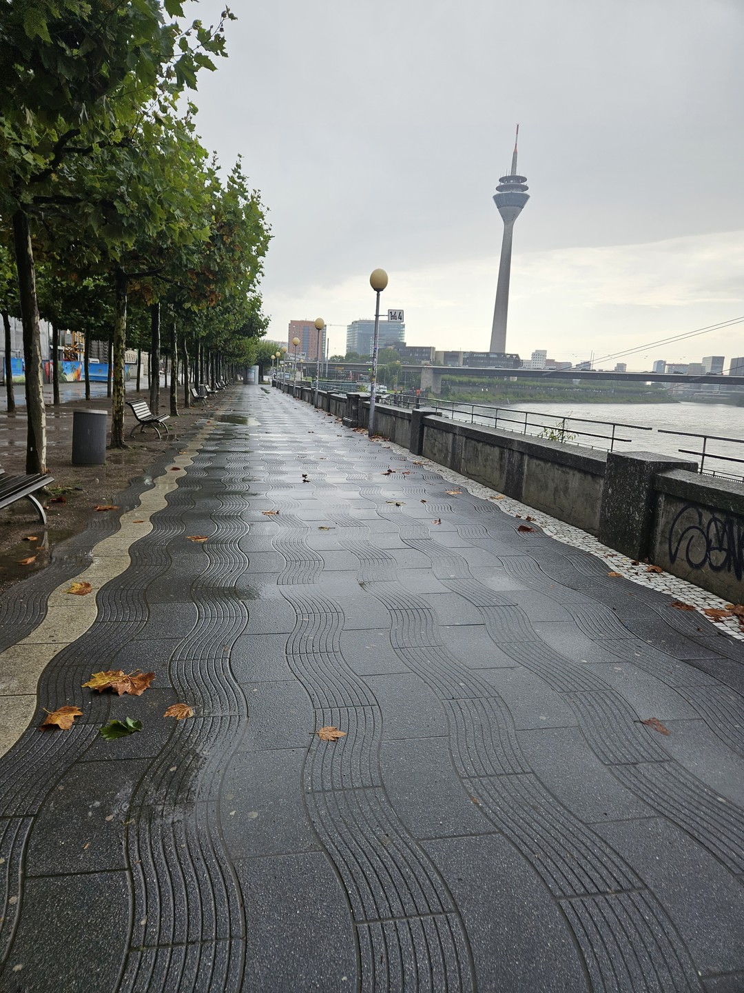 Нам понравилась экскурсия и прогулка по городу 🤗 спасибо нашему гидуТатьяне ❤️ было занимательно, легко и весело!