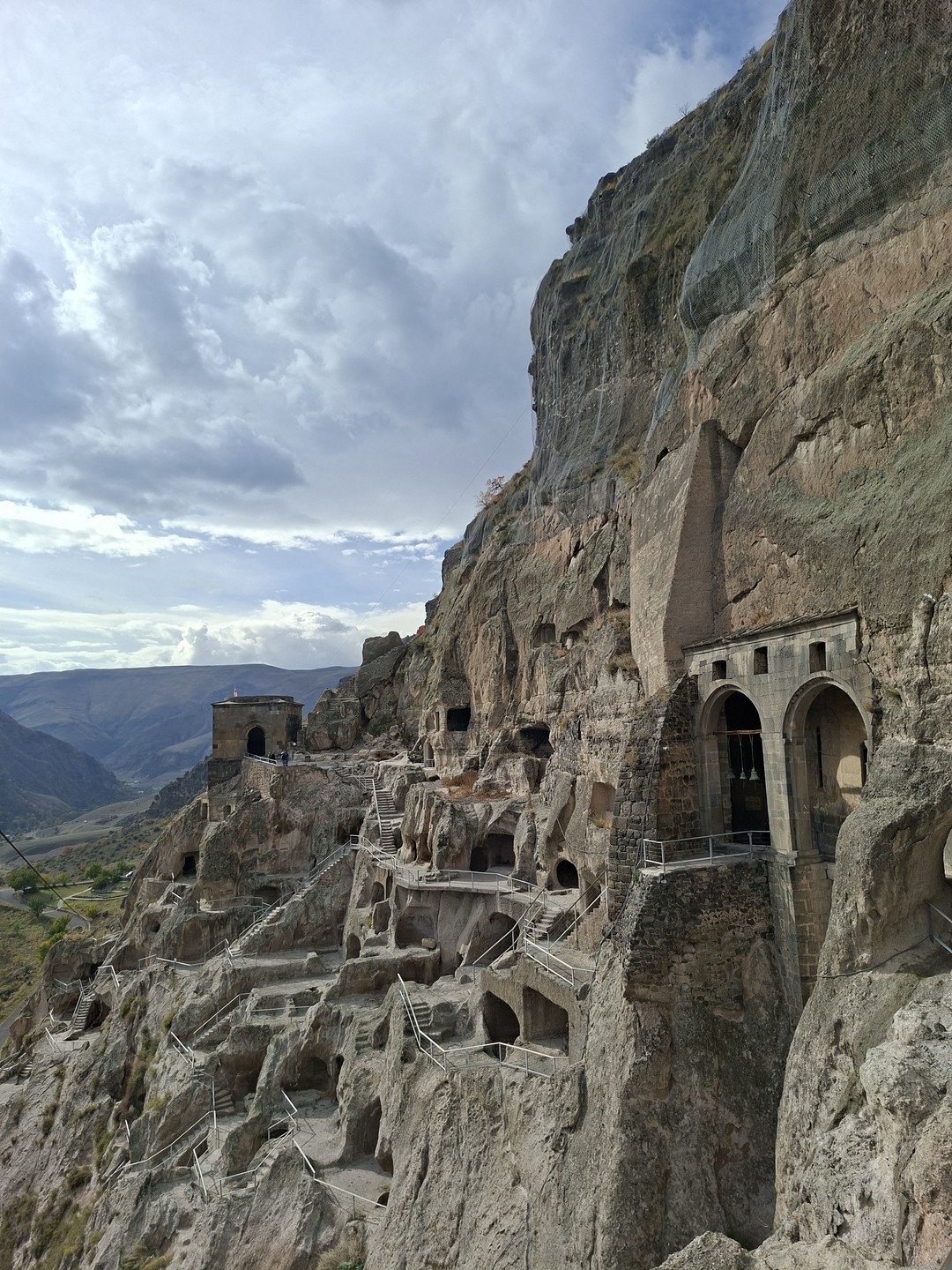 Боржоми, Вардзия и крепость Рабат на микроавтобусе (Юлия)