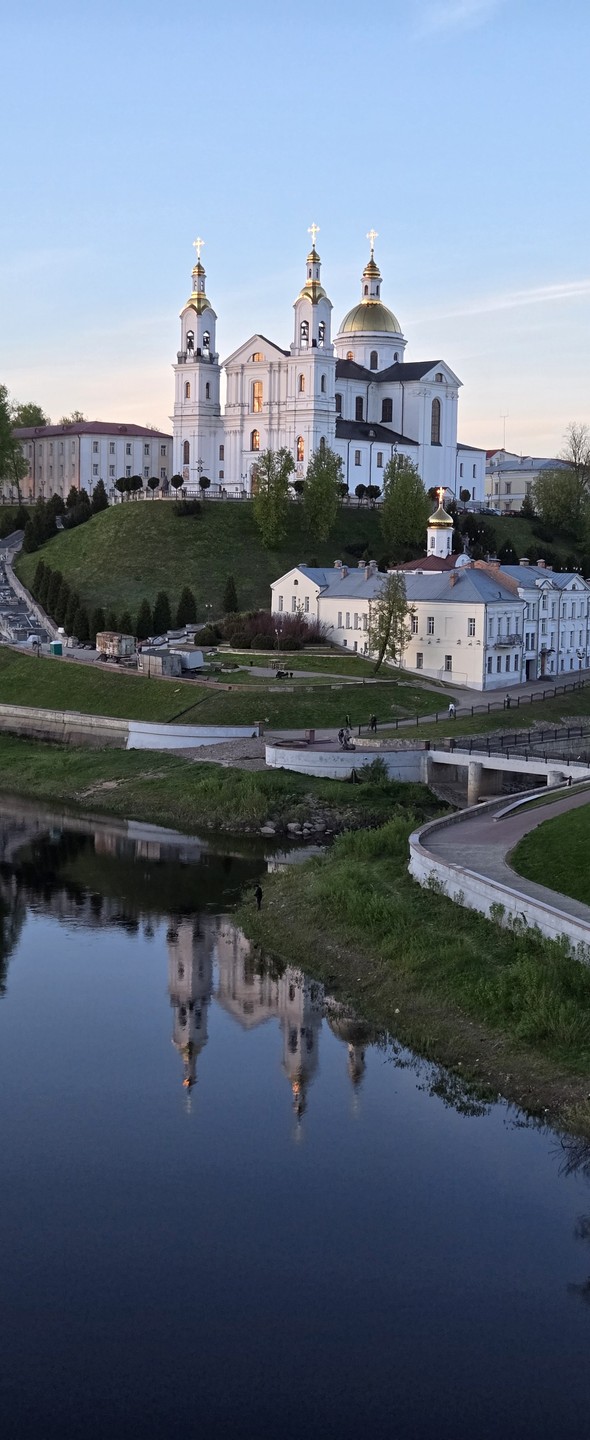 Лариса провела шикарную экскурсию по Витебску. Рассказала каким город был и мог бы быть если бы