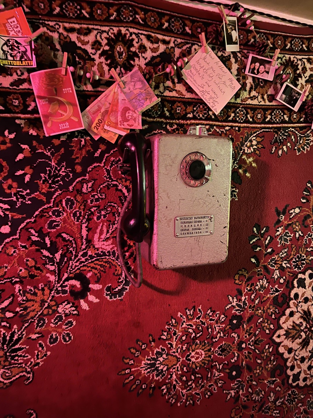 Формат экскурсии очень интересный и не обычный, Павел профессиональный археолог, мы очень много общались на различные