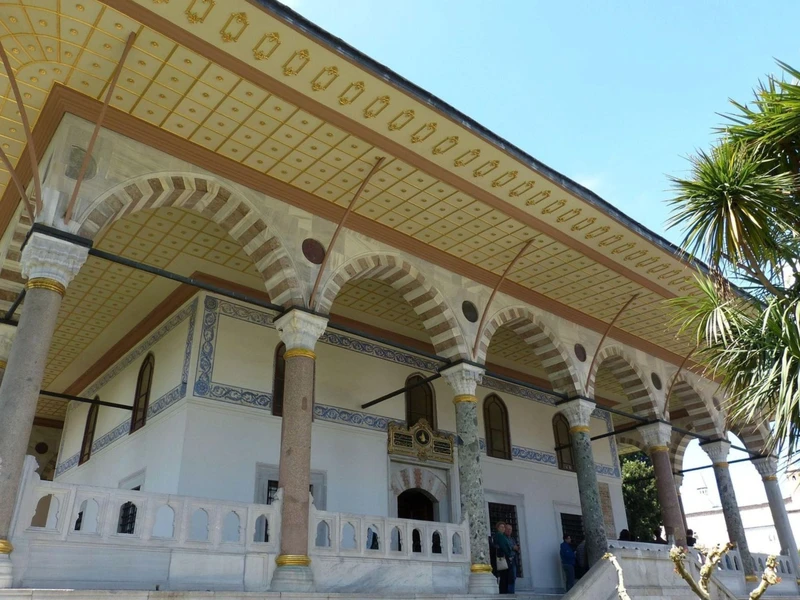 Аудиоэкскурсия по дворцу Топкапы (без билета)