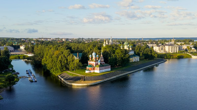 Углич - город на реке времени