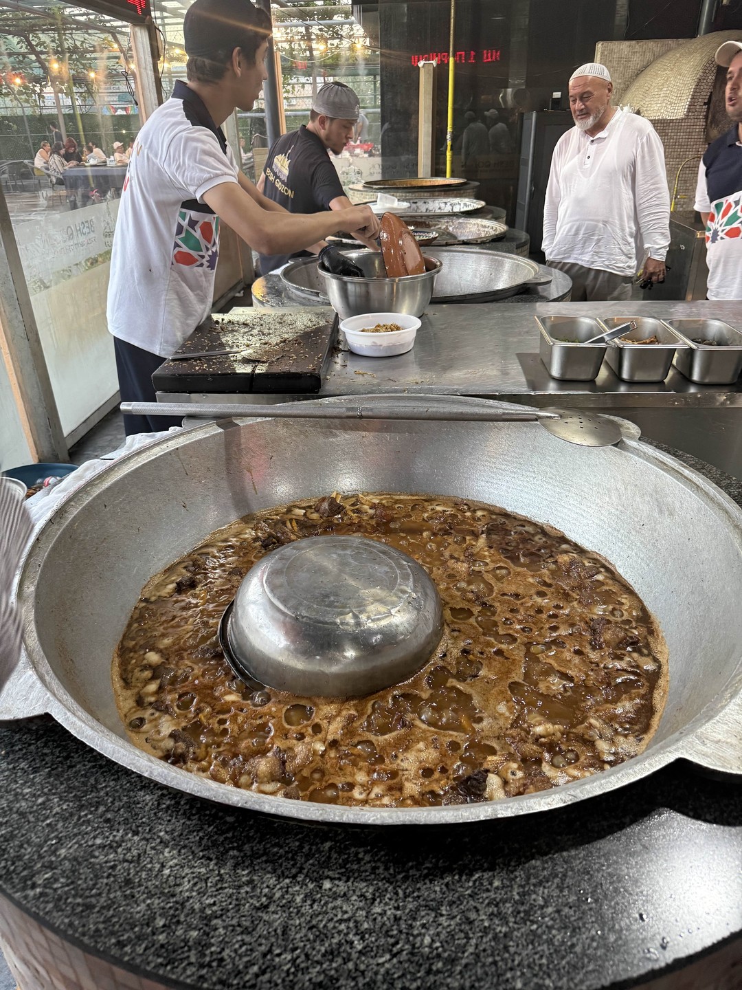Отличный экскурсовод Любовь, прекрасная, умная женщина с отличным чувством юмора