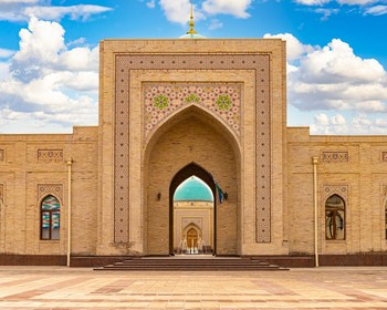 Ташкент: Старый город., комплекс Хаст-Имам, базар Чорсу, керамическая мастерская