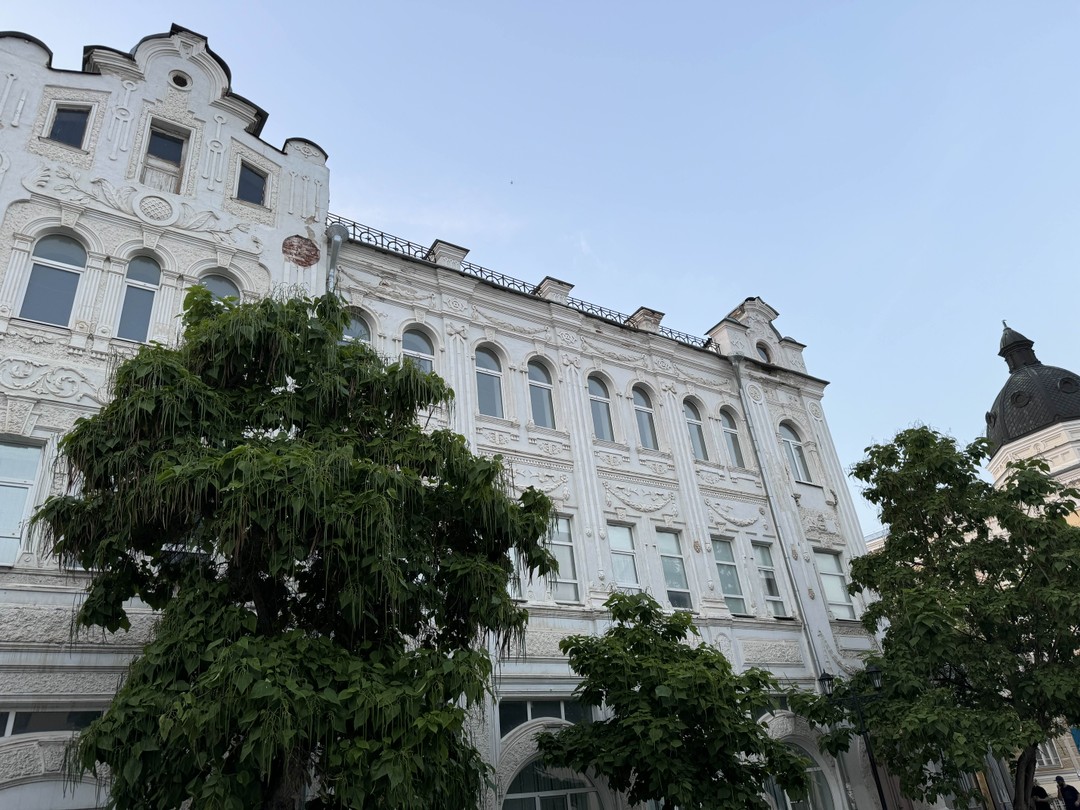 Экскурсия нам очень понравилась. Ирина приятна в общении, интересно рассказывает. Время пролетело незаметно. Без её помощи