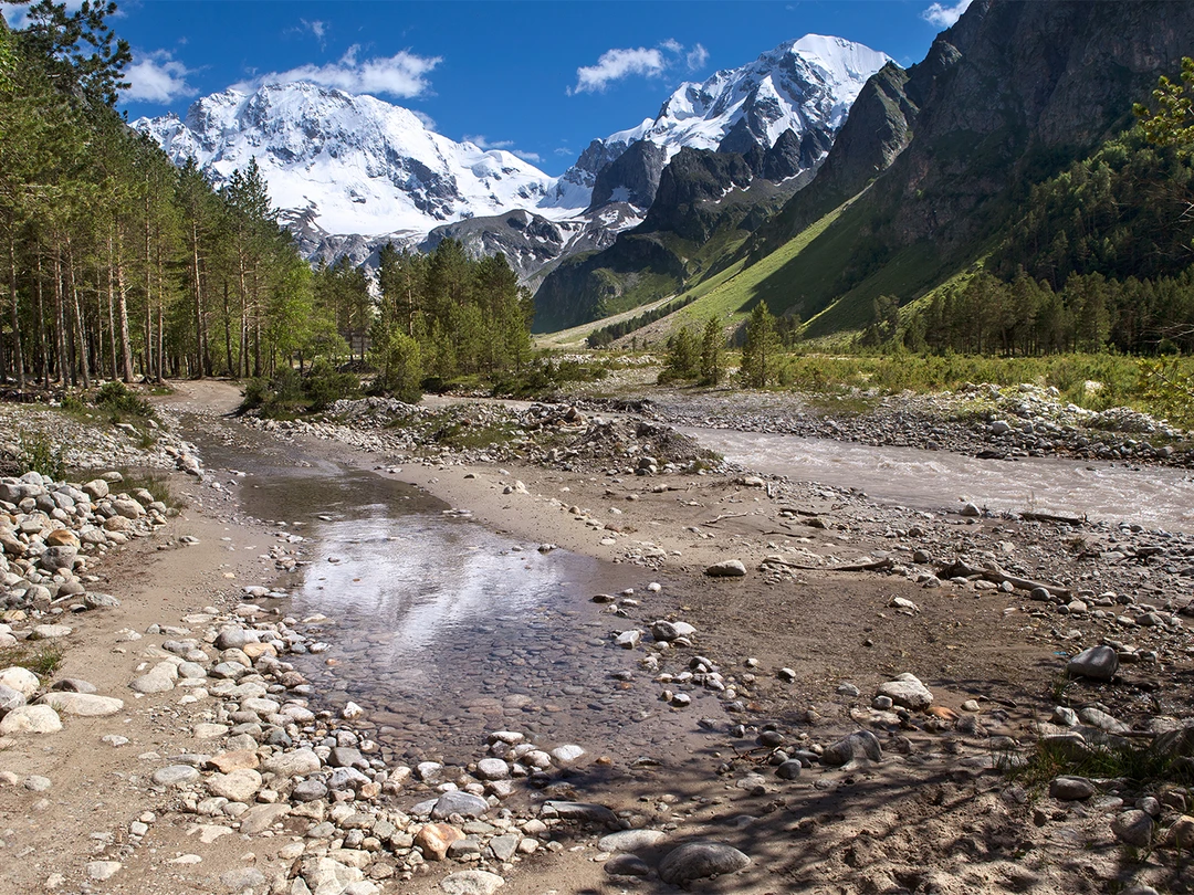 Где находится и&nbsp;как добраться до&nbsp;ущелья Адыр-Су
