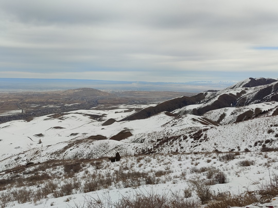 Были на экскурсии по заповеднику Чункурчак с Юрием. Экскурсия великолепно выстроена, с посещением всех чарующих мест