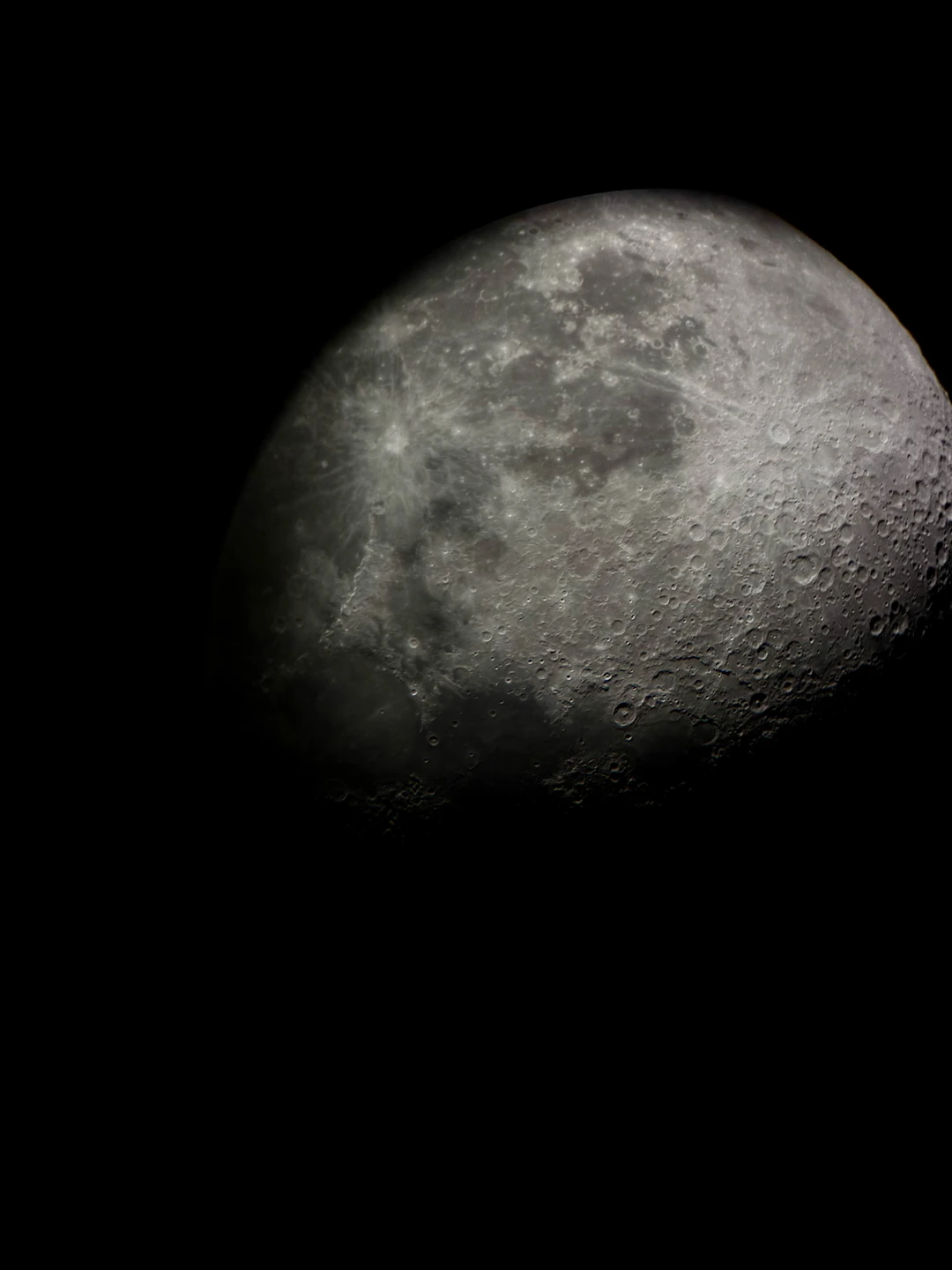 Потрясающая экскурсия, звездное небо как на ладони. Незабываемо, однозначно обсерваторию должен посетить каждый. Гид Мурат -