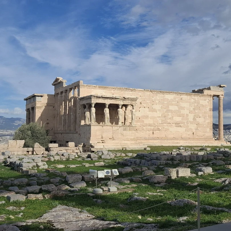 Нам всей семьёй экскурсия очень понравилась! Было интересно с первой минуты — всё объяснялось простым языком