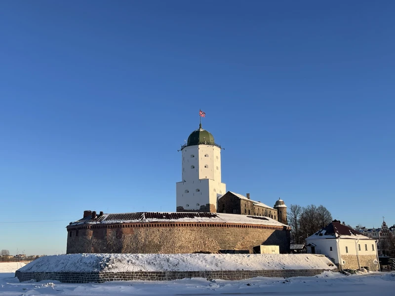 Весь Выборг за один день - на «Ласточке» из Санкт-Петербурга
