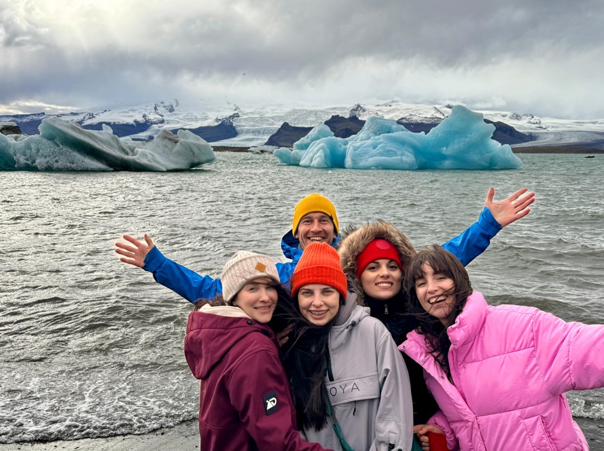 Навстречу айсбергам и китам: впечатляющие ландшафты и обитатели Исландии (4/8)