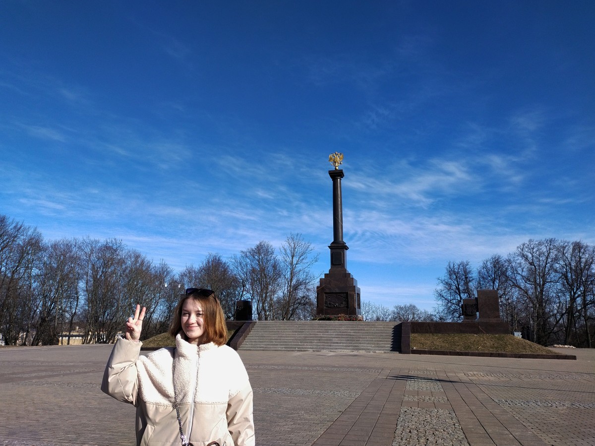 Мобильный квест в Ломоносове «Тайна Меньшиковского золота» (2/11)