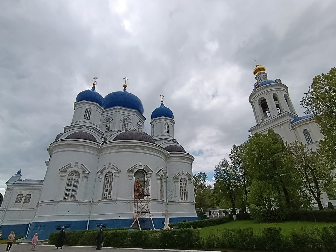 Очень благодарны Елене за увлекательную экскурсию, которая была интересна даже детям (10 лет). Елена очень хороший