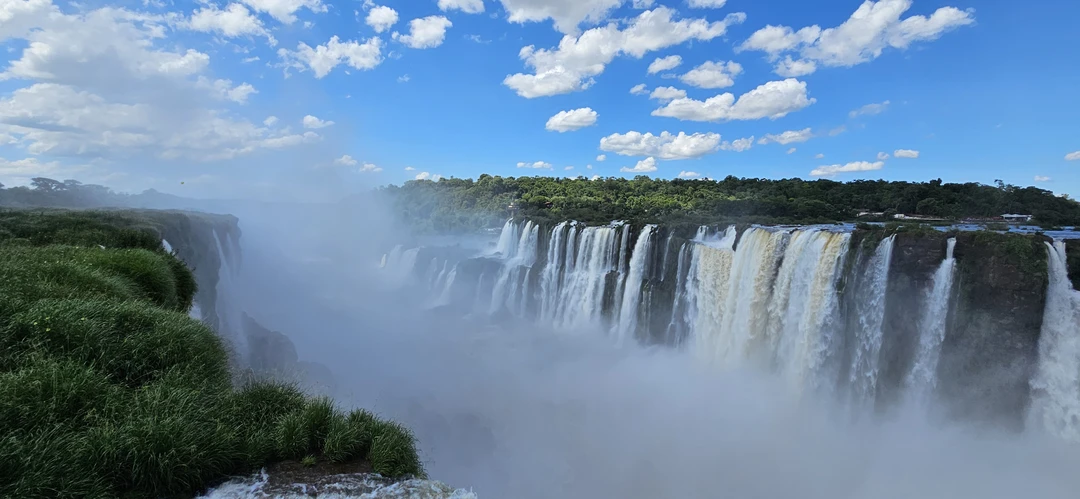Большое спасибо Ивану за отлично организованную поездку!!! Помощь в покупке билетов (а это очень важно, если