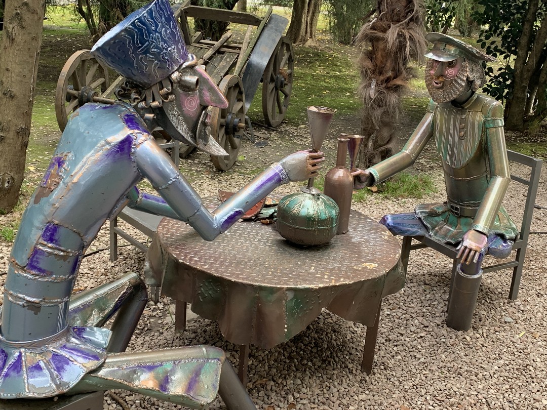 Найти Людмилу - это была большая удача! Всем могу рекомендовать формат индивидуальной экскурсии: 3 часа пролетели