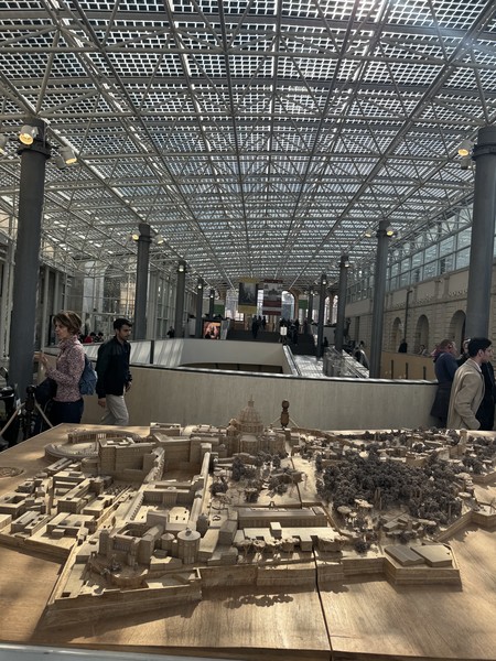 Экскурсия замечательная! Успели пройти все самые важные объекты искусства, всю информацию преподнесли качественно, интересно и понятным