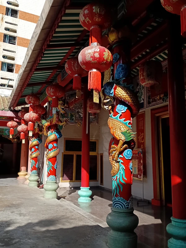 Вечер в Бангкоке: от дзена до стрит-фуда