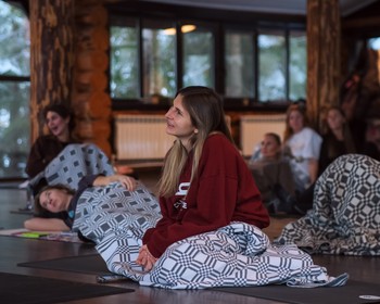 Теория, практики, медитация, гвоздестояние