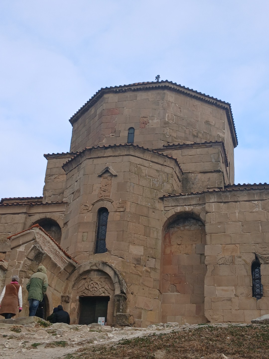 Очень хороший маршрут! Нам очень повезло с гидом Михаилом! Очень знающий, с юмором человек. На все