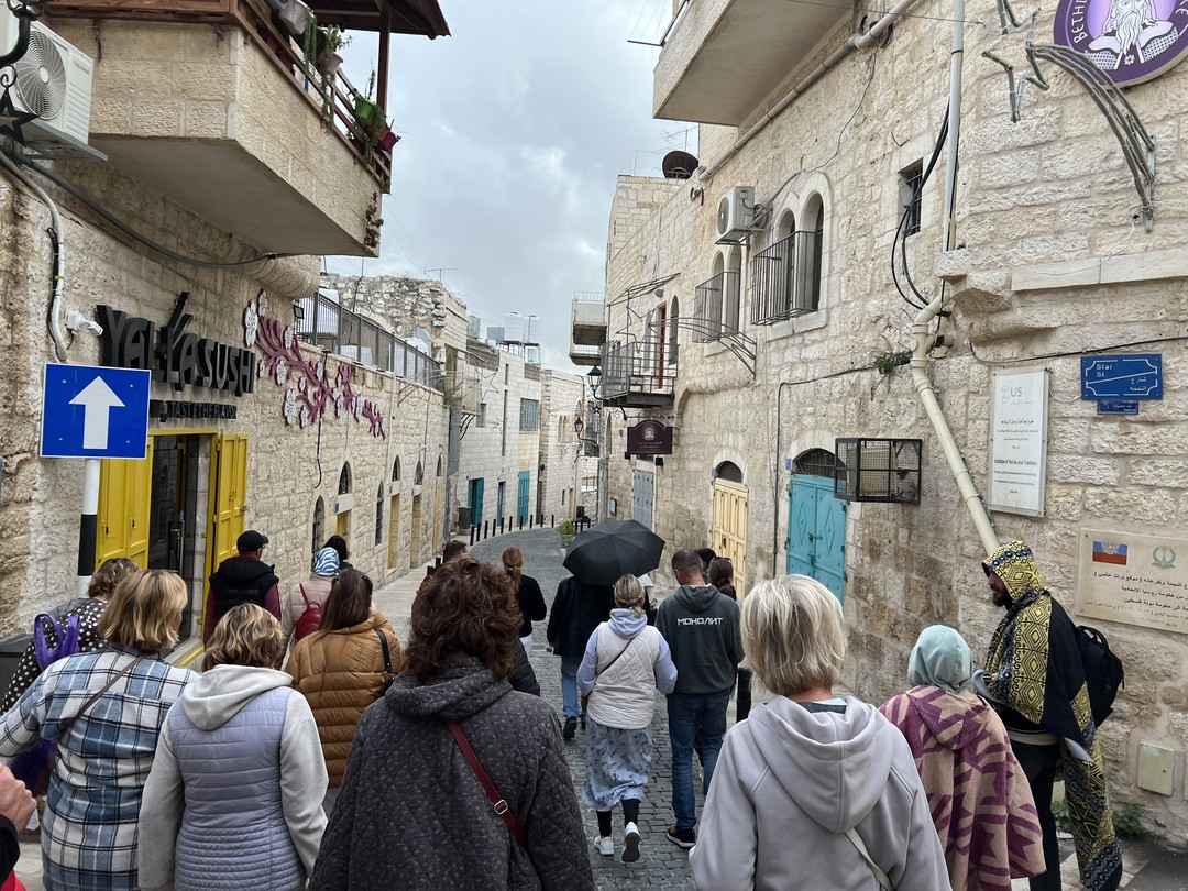 Побывала в Иерусалиме 23.01.2026 года. Экскурсия прошла ожидаемо, места посетили, организовано хорошо. Тут уже зависит от