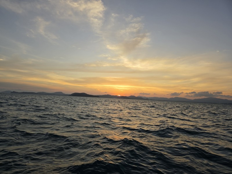 Отлично проведенный день. В шикарнных локациях. Могу сказать точно что если решитесь поехать, не пожалеете. Из