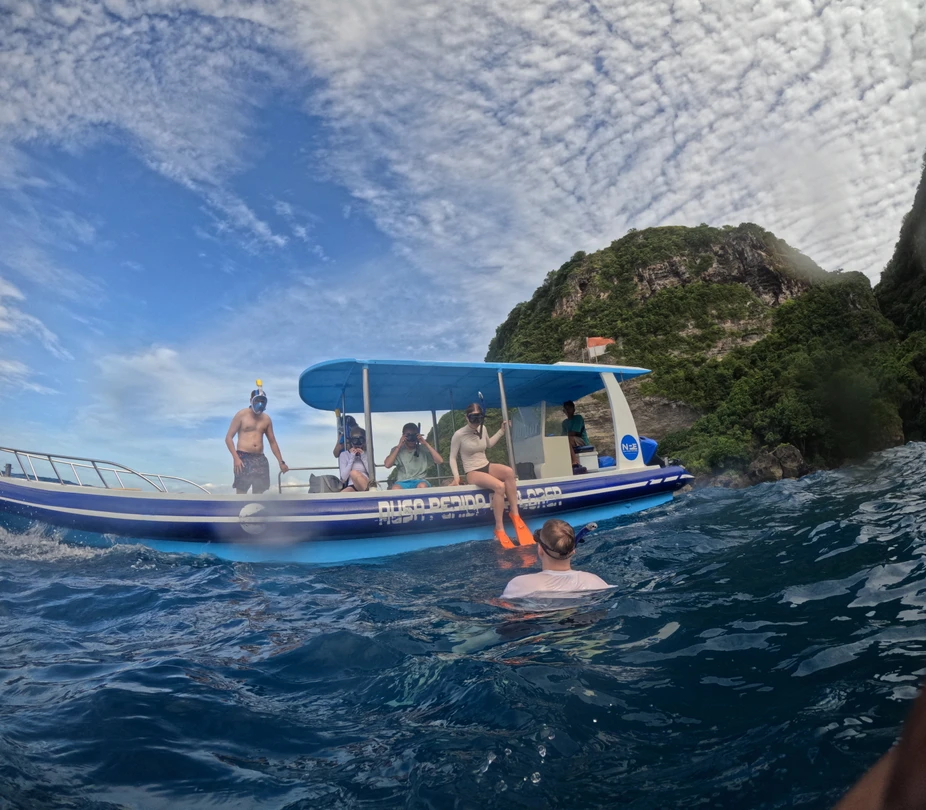 Очень поправилось. Часть со снорклингом очень классная, наш гид идеально привез нас в места, отводил(отплывал нас?)