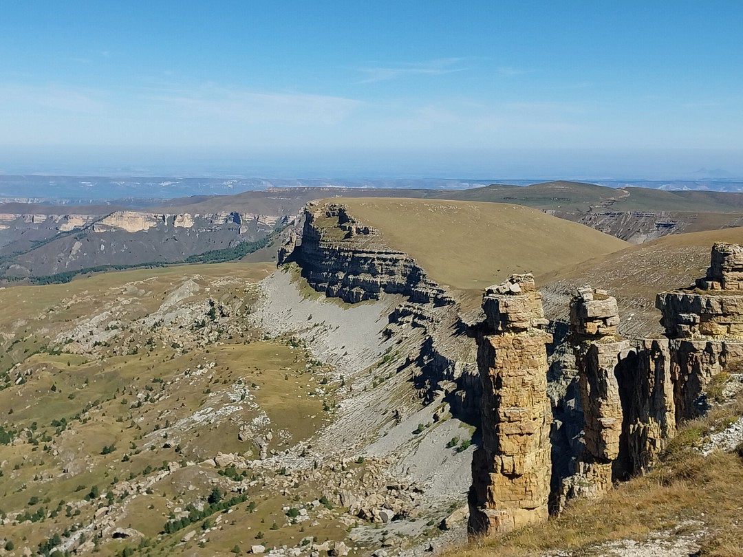 Спасибо огромное за невероятно крутую поездку. Алексей очень внимательный и интересный гид. Прошло всё очень интересно