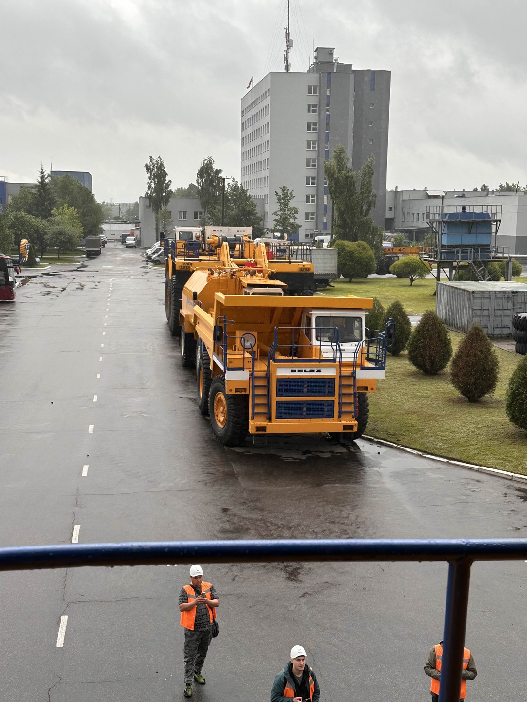 Групповая автобусная экскурсия на БелАЗ (Екатерина)