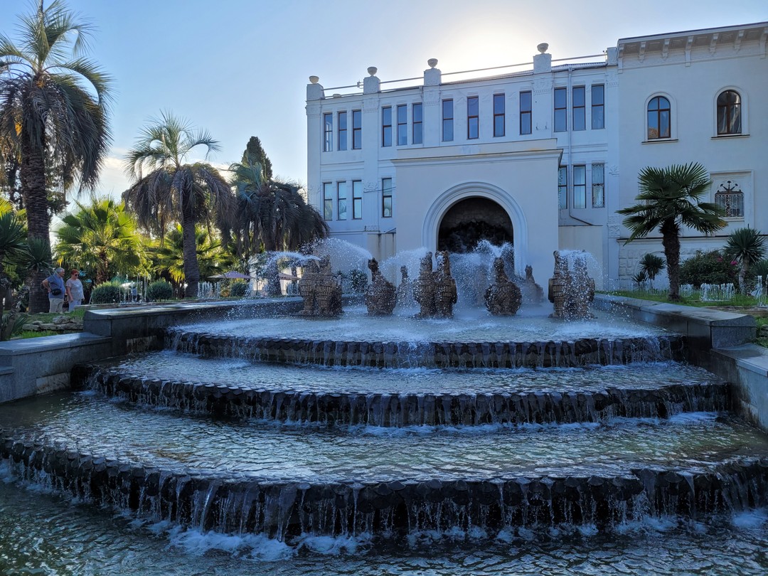Замечательно провели день в Абхазии! были и на термах и в Сухум и в ущелье и