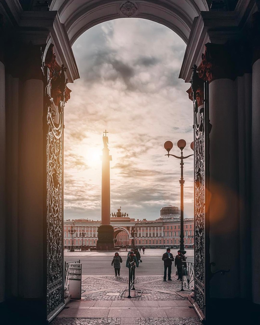 Отправить открытку из Эрмитажа (6/7)