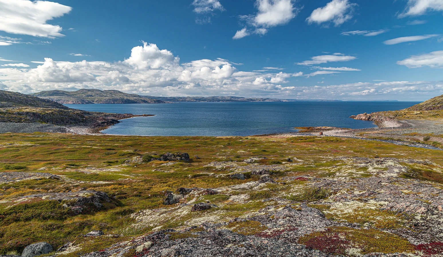 На Кольский полуостров через Карелию: автобусный тур по знаковым локациям (из Санкт-Петербурга)
