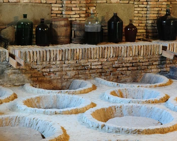 Кахетия: Сигнахи, монастырь Бодбе, Телави и винная дегустация