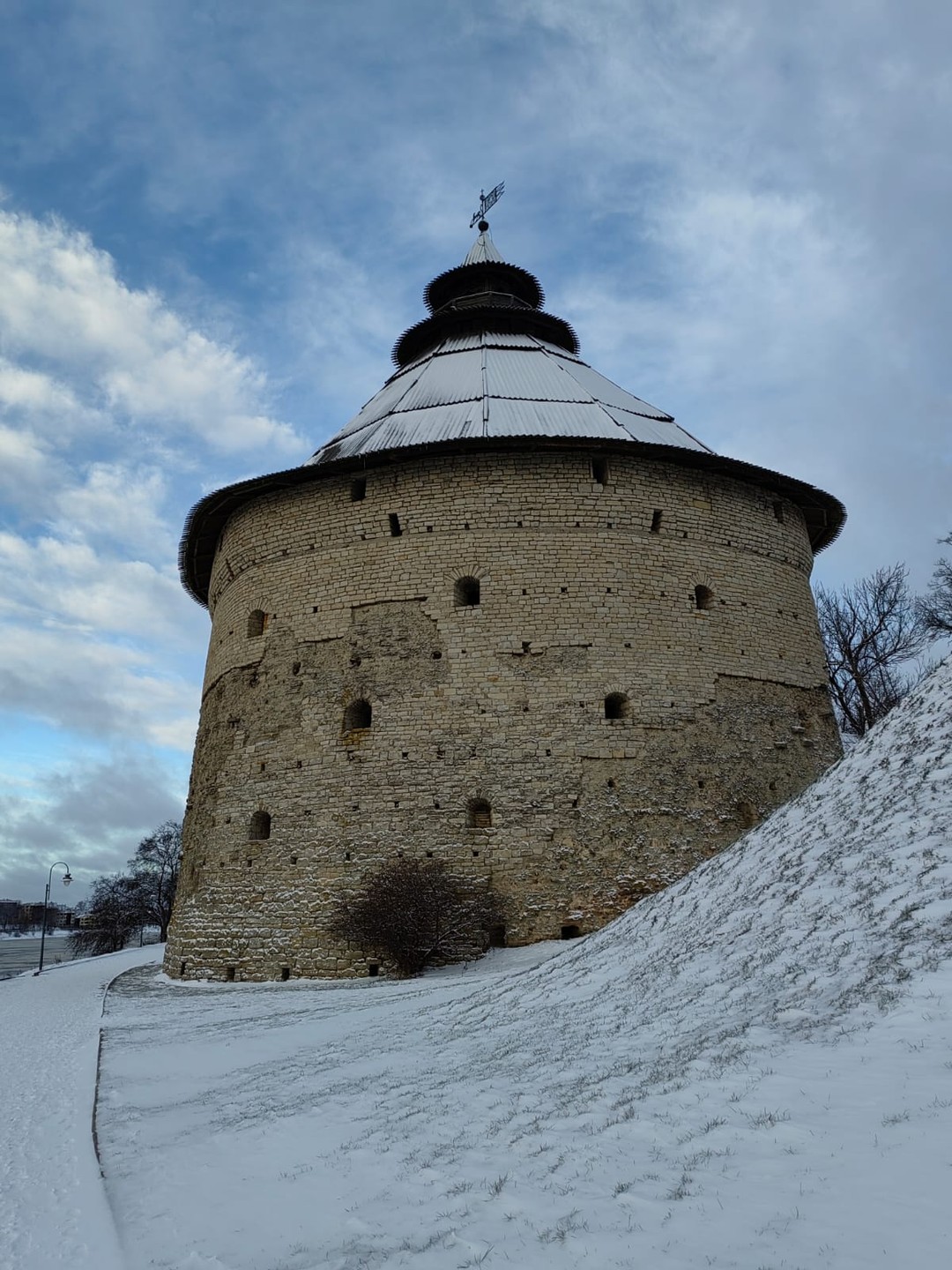 По древнему Пскову с историком (Григорий)