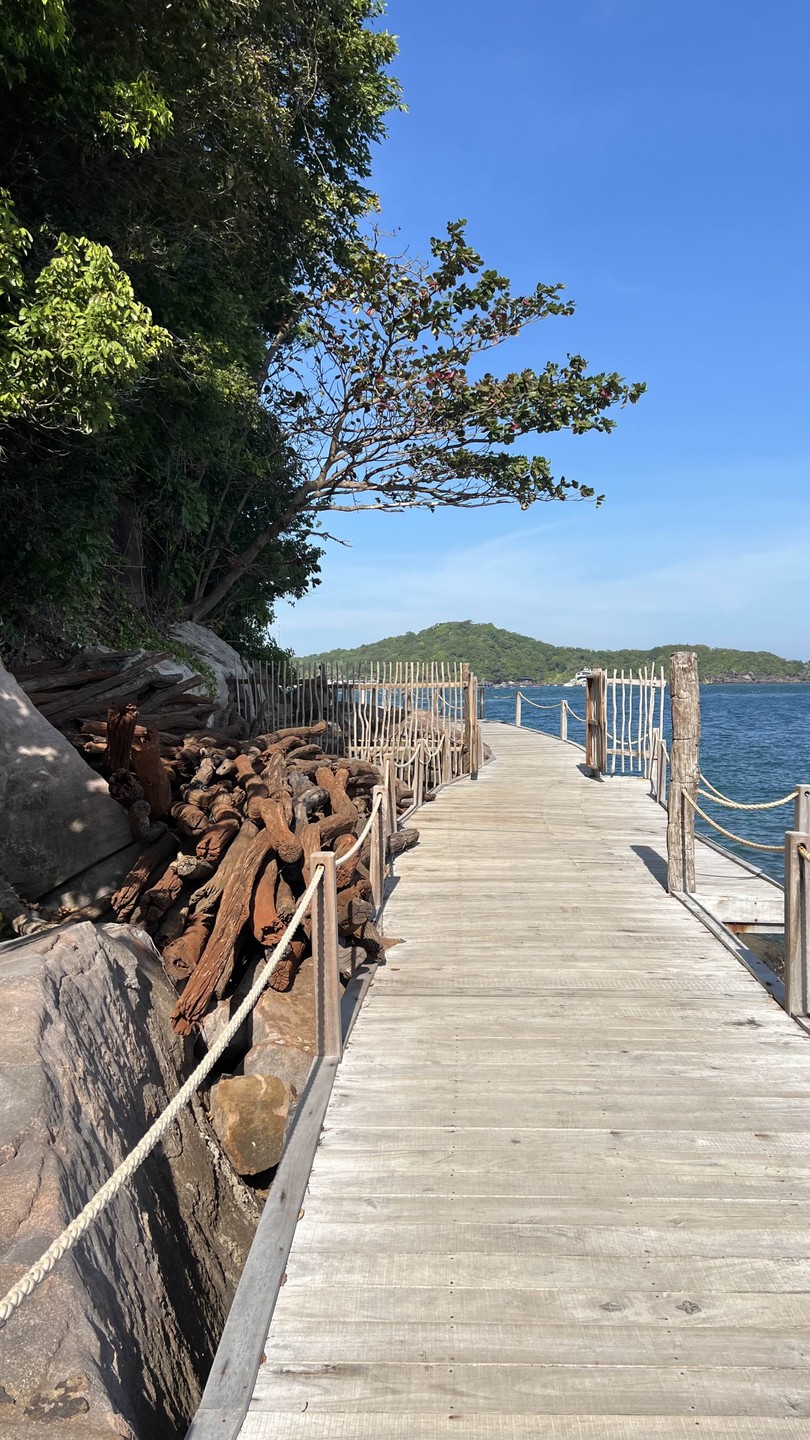 Морская прогулка - всегда отличная история, особенно если отправиться в путешествие небольшой компанией на своем транспорте