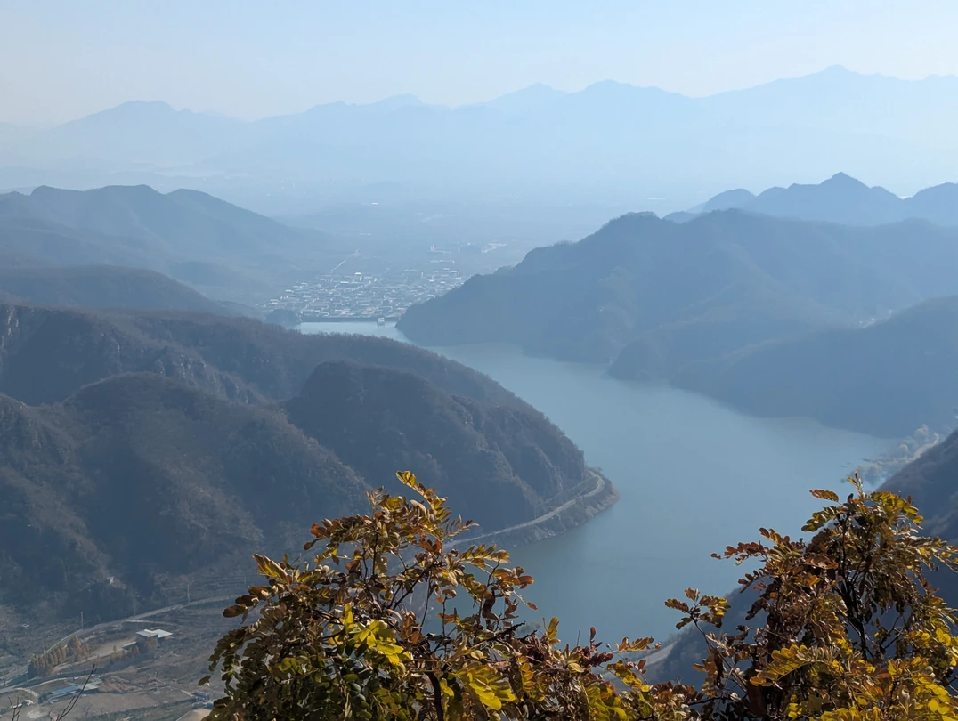 Экскурсия нам понравилась. Официально парк был закрыт. Но нас пустили и специально для нас двоих запускали
