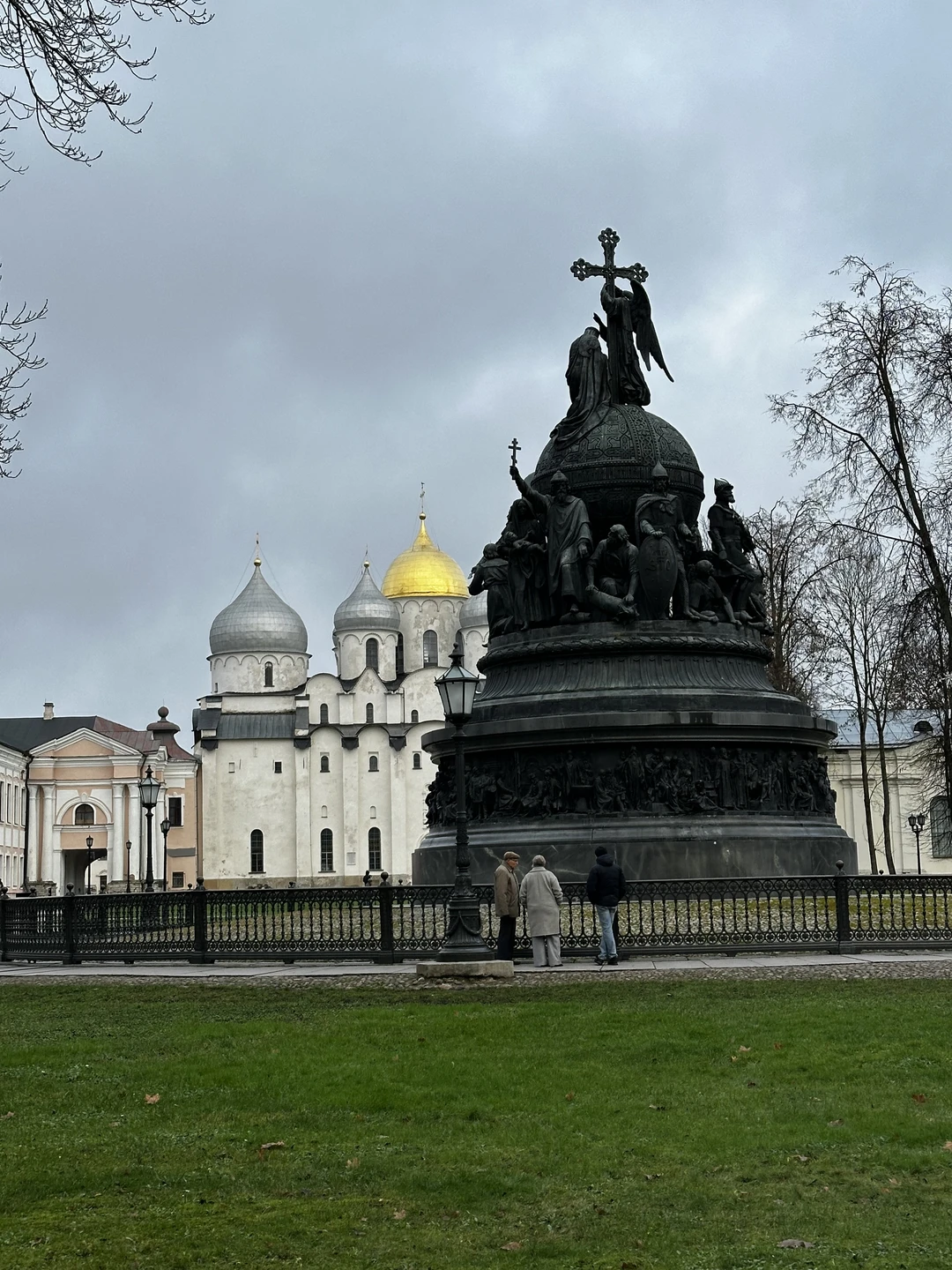 Познавательно, комфортно, ненавязчиво, профессионально. Самые интересные места города за пару часов, действительно