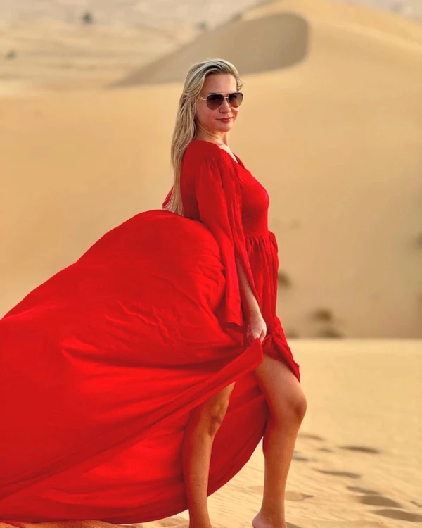 Сафари в пустыне, ужин, шоу и фото в красном платье (из Дубая)