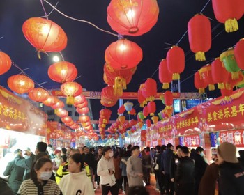 Прибытие в Китай, чайная церемония и прогулка по городу