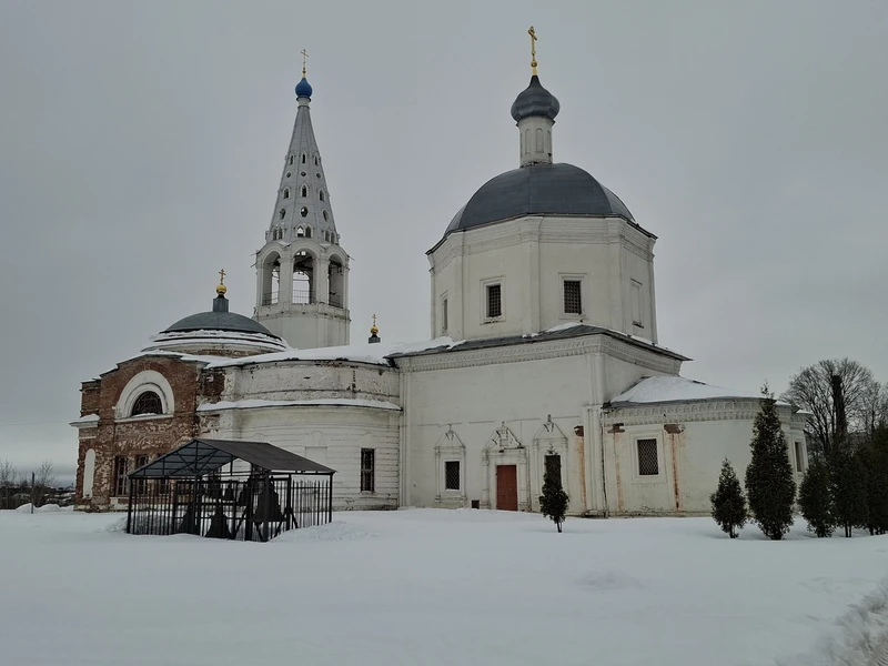 узнали много интересного, что было бы очень трудно узнать без гида-Елизаветы!