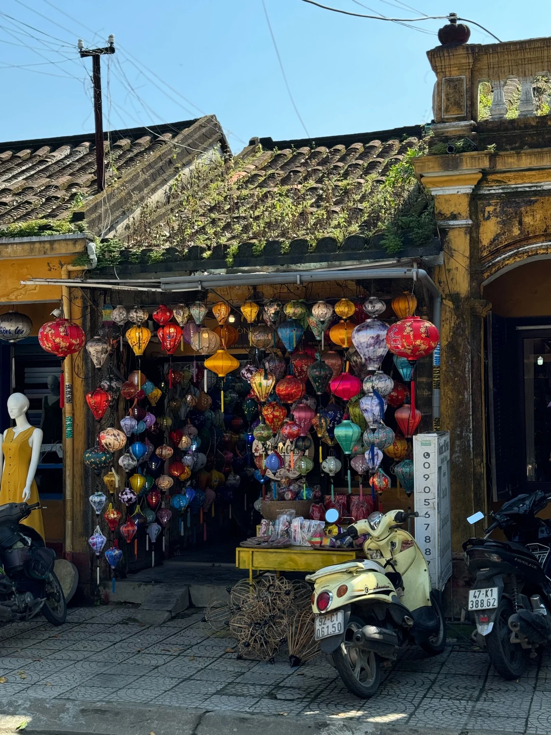 Во-первых, я рекомендую всем непременно побывать в этом невероятном городе — максимально аутентичном Хойане! Тут и