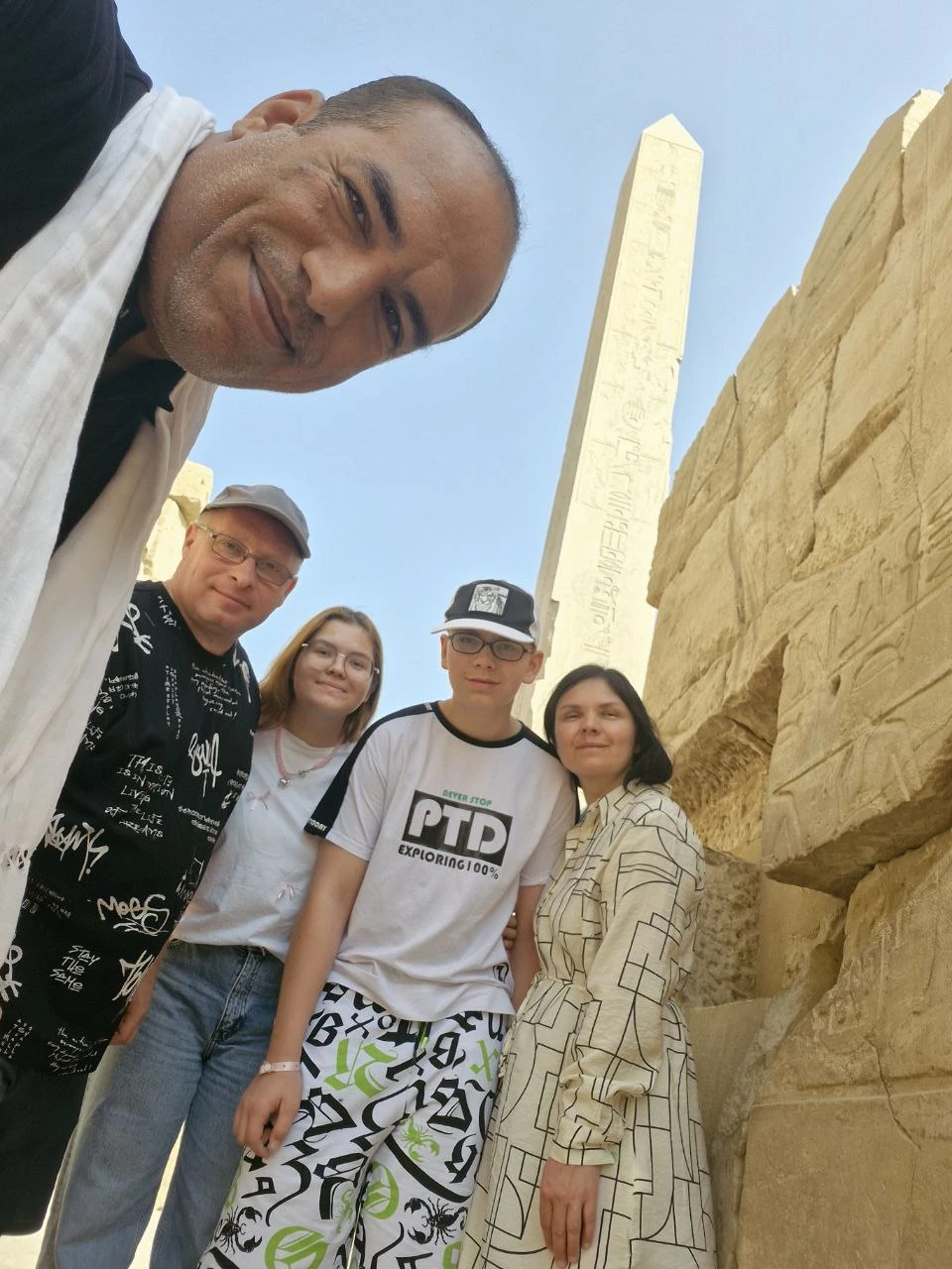 Экскурсия очень интересная, сразу 2 достопримечательности: Дендера и Луксор. Красиво, величественно! Но самое главное - это