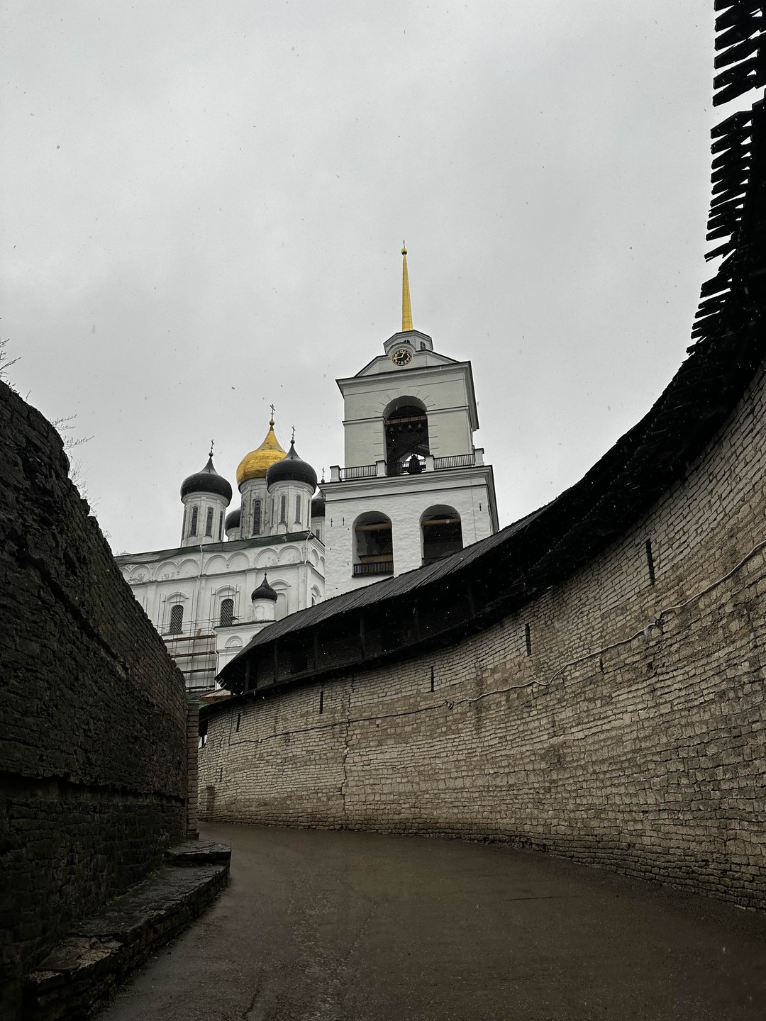 Псков древний и современный (Юлия)