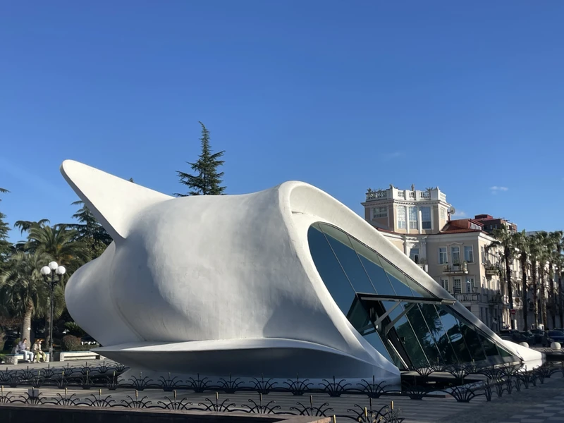 О боги, это одна из моих лучших экскурсий! Олег, Вам просто необходимо назвать программу- «АлкоТур по