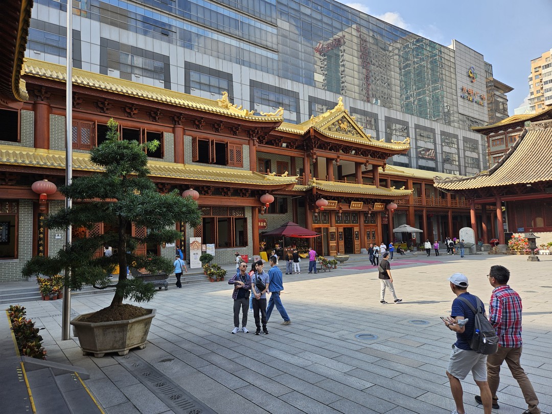 Класно погуляли, посмотрели много интересного. Экскурсия была интересная, рекомендуем всем!!!