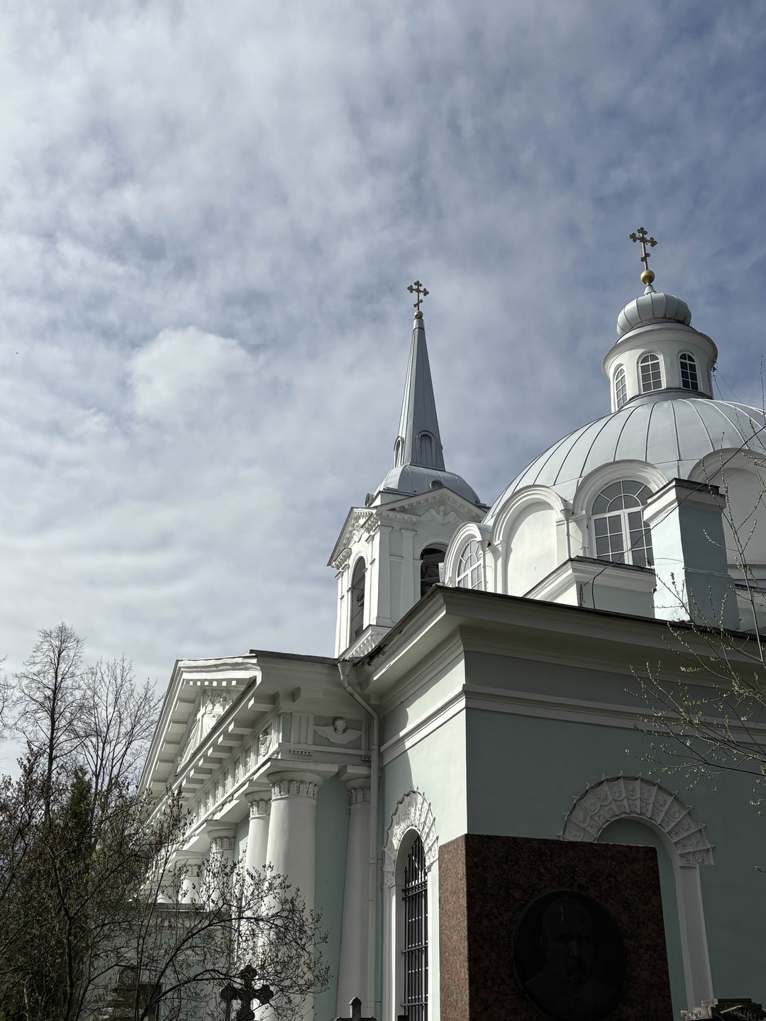 Познавательная была экскурсия! Многое подчеркнула для себя из жизни Ксении Петербургской. Приложилась к её мощам. Прогулялись