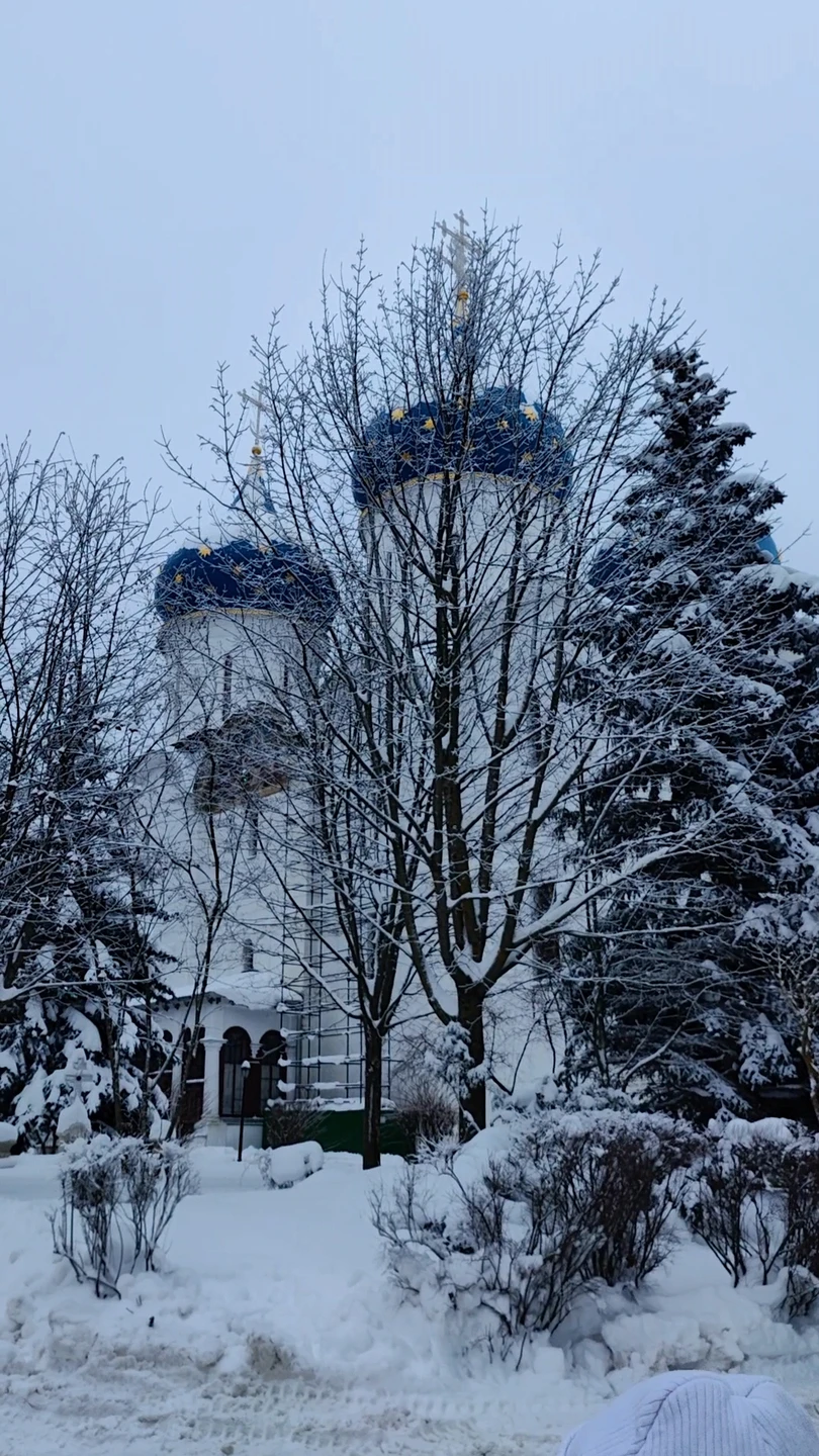 Спасибо за экскурсию! Понравился комфортный формат, в своём темпе, можно переслушать определённые моменты ещё раз, что