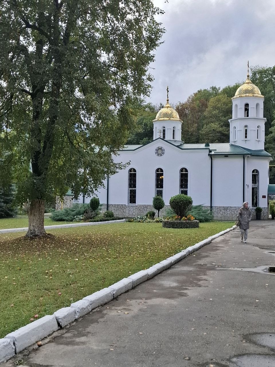 Огромное спасибо нашему водителю и гиду Юрию, а также всей команде Трипстера за впечатляющую экскурсию!!! Шикарные