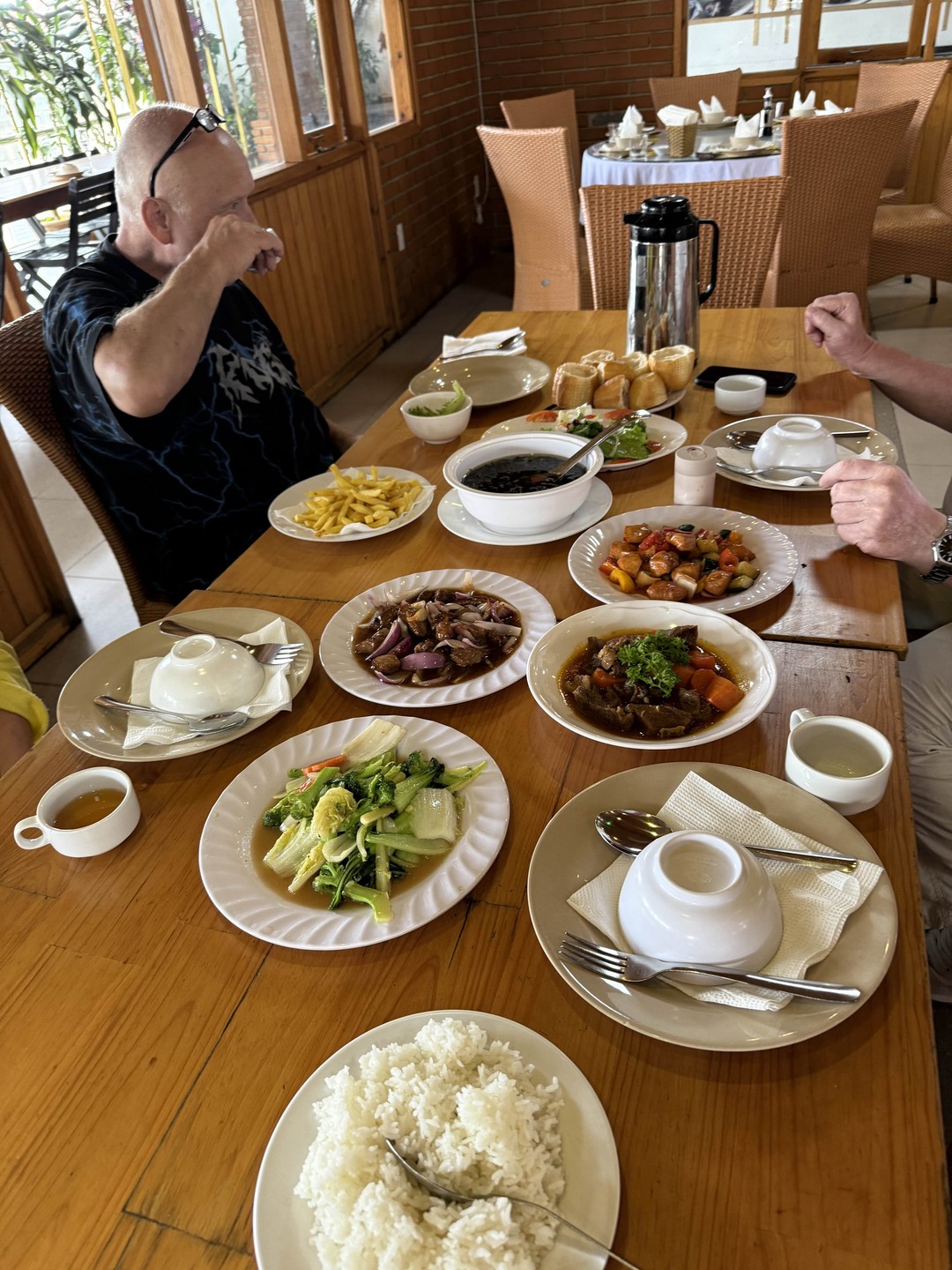 Экскурсия нам очень понравилась. Михаил, как только приехал за нами в отель, расположил к себе абсолютно
